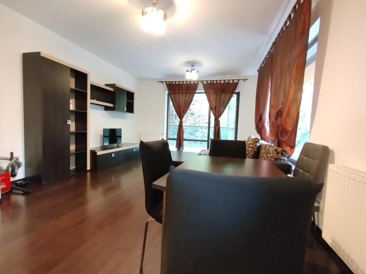 Apartament cu 2 camere decomandat în Răcădău