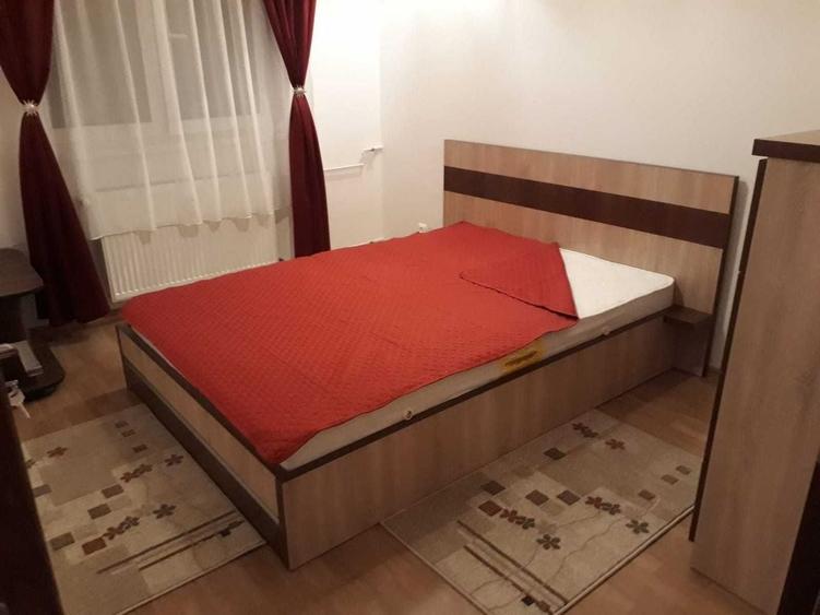 Apartament cu 3 camere decomandat, mobilat în Gorjului