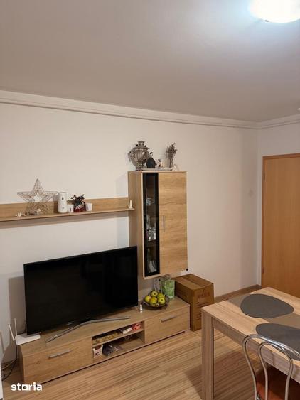 Apartament cu 2 camere în Tractorul