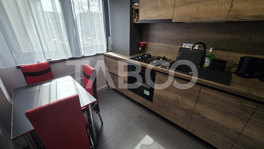 Apartament cu 3 camere decomandat, mobilat în Ultracentral