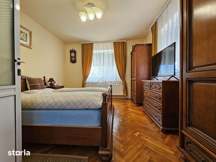 Locatie premium || Acces direct din DN71 Dealu Mare, Dambovita - 13