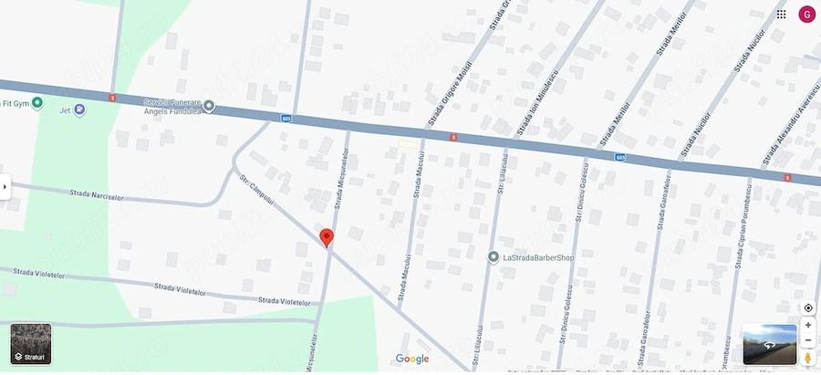 Teren de 3000 mp, în Vest