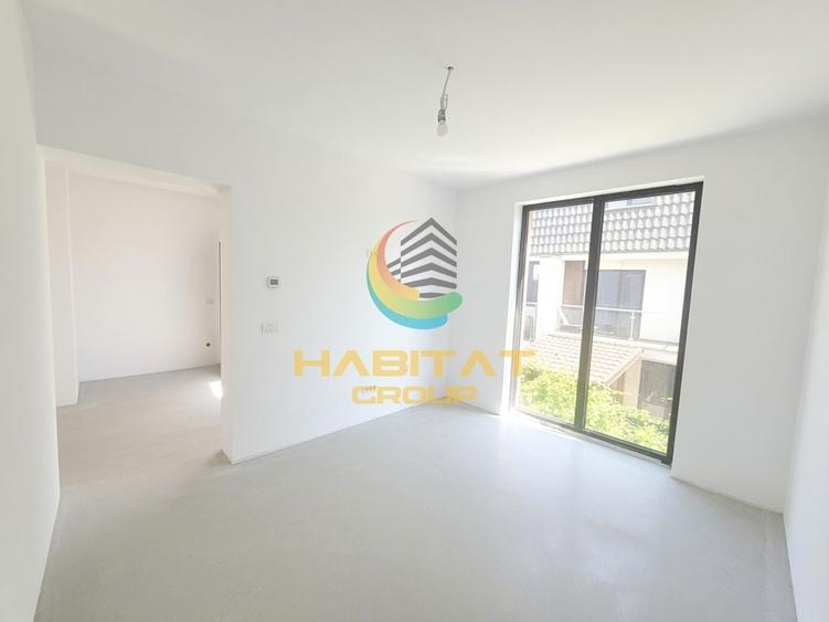 Duplex cu 4 camere cu Canalizare în Central