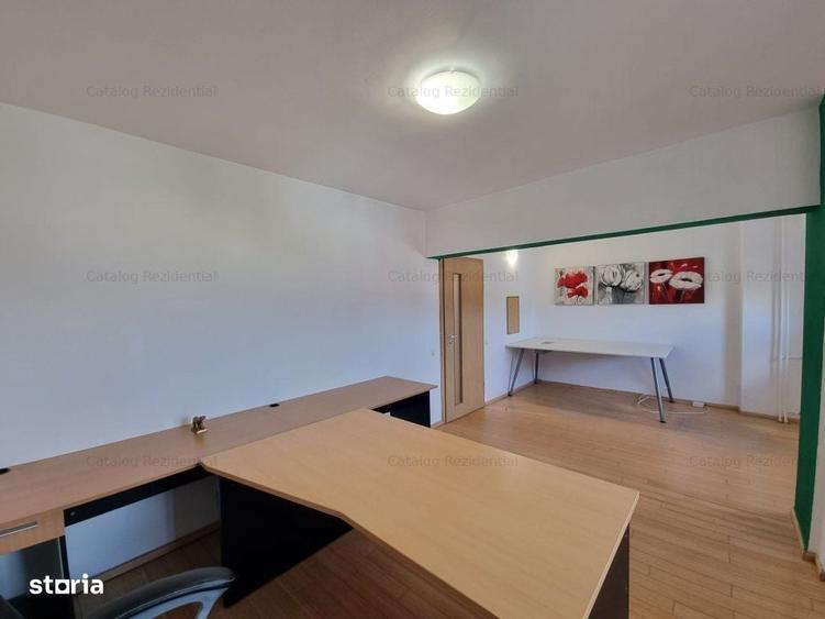 Apartament cu 3 camere în Panduri