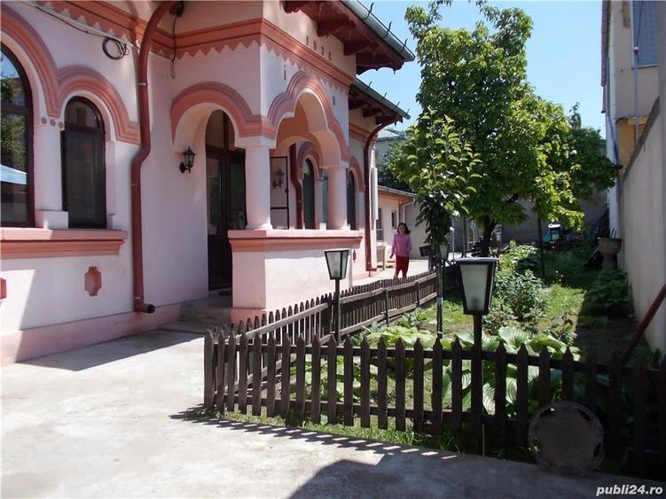 Casă cu 2 camere în Dorobanți