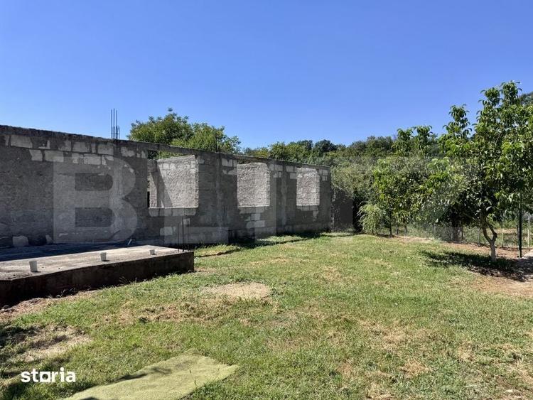 Casă cu 4 camere cu Teren 1000 Mp în Păulești
