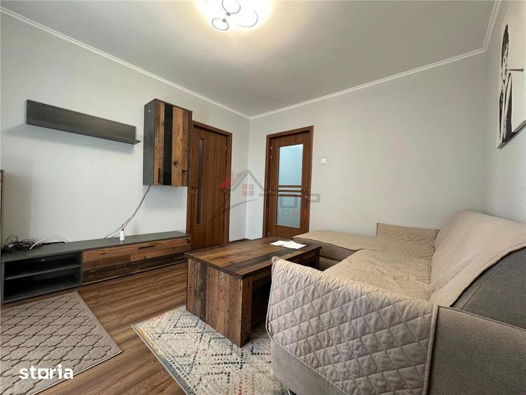 Apartament cu 2 camere nedecomandat în Podu Roș