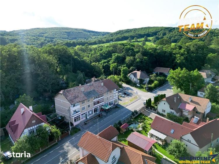 Apartament cu 3 camere decomandat în Malnaș