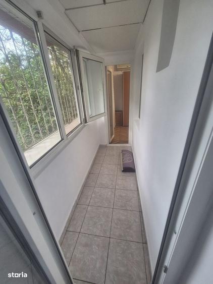 Garsonieră decomandată în Drumul Sării