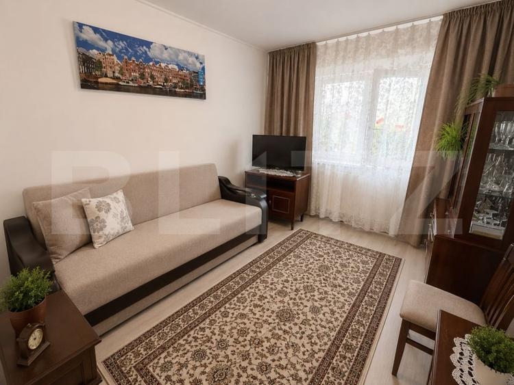 Apartament de 3 camere, 71 mp, zona Nicolina 2 - 4