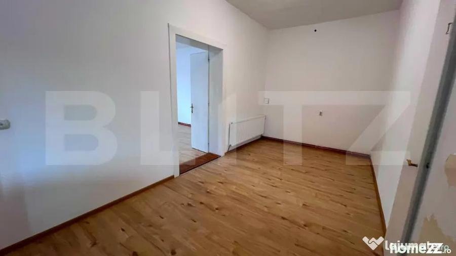 Spațiu comercial, de 180 mp, în Central