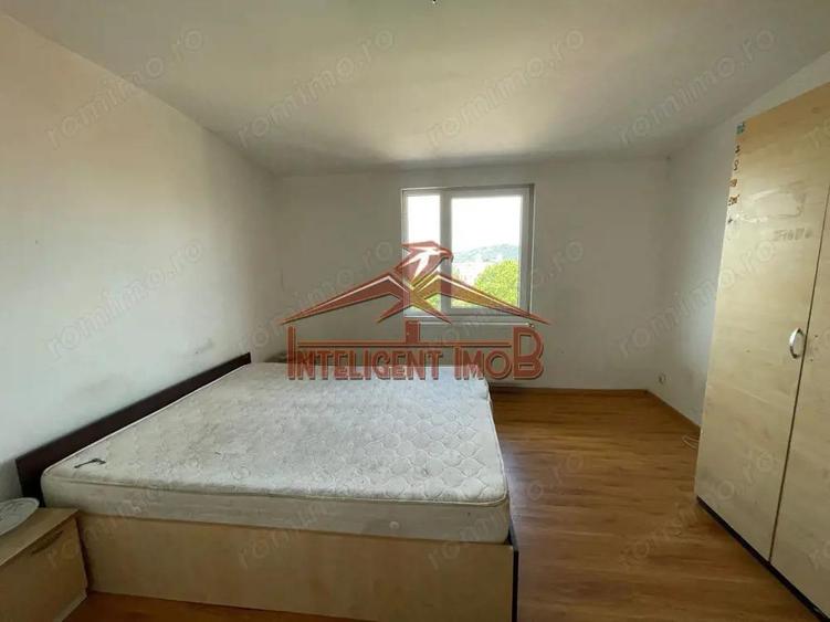 Apartament cu 3 camere semidecomandat în Făgăraș