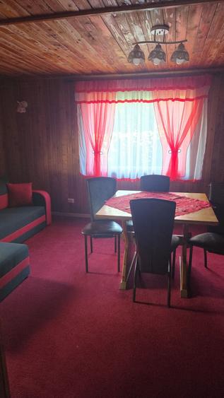 Casă cu 3 camere în Dubova