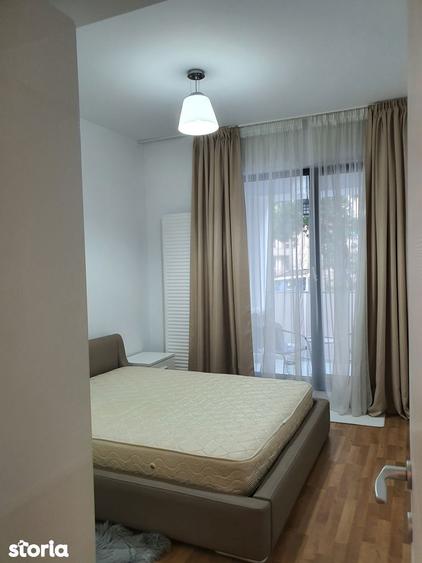 Apartament cu 2 camere, mobilat în Titan