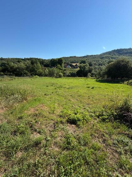 Casă cu 3 camere în Vâlcele