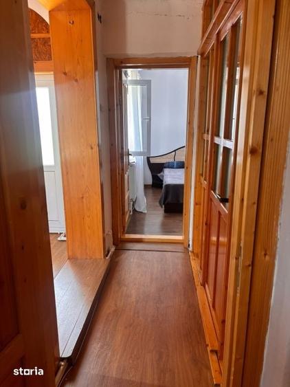 Casă cu 3 camere cu Teren 1000 Mp în Malu Mare