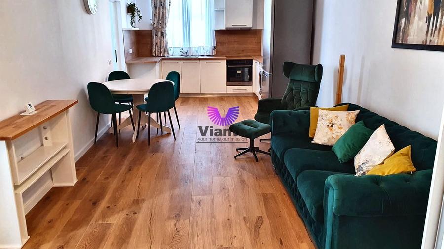 Apartament cu 3 camere decomandat, mobilat în Șelimbăr