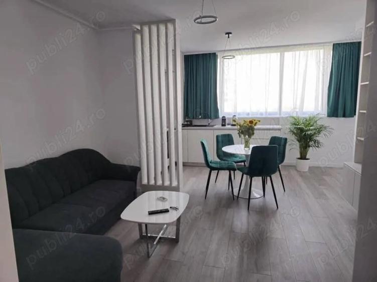 Apartament cu 2 camere decomandat în Torontalului