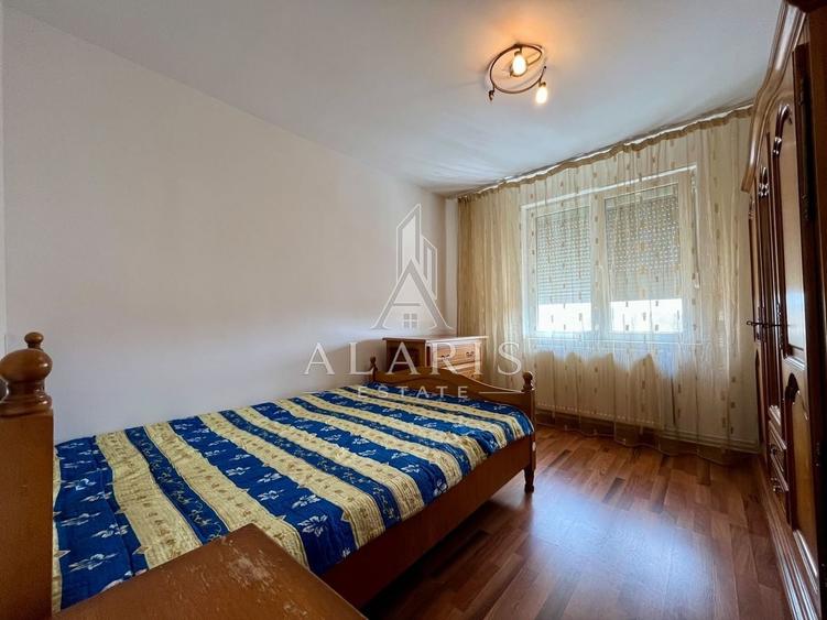 Apartament cu 3 camere decomandat, mobilat în Complex Studențesc