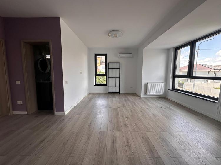 Apartament cu 4 camere semidecomandat în Bragadiru