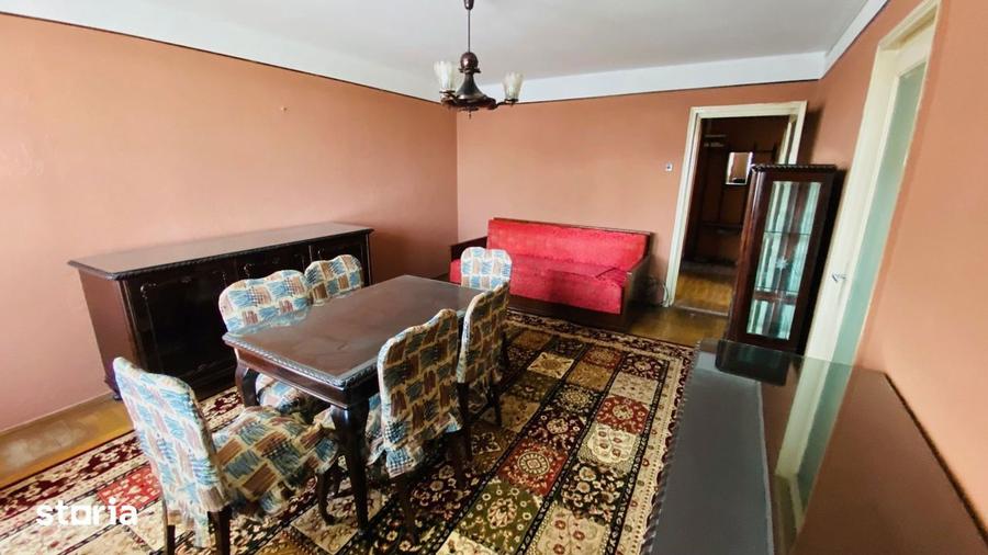 Apartament cu 3 camere în Ștefan cel Mare