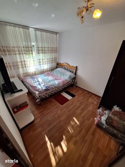Garsonieră decomandată în Calea București