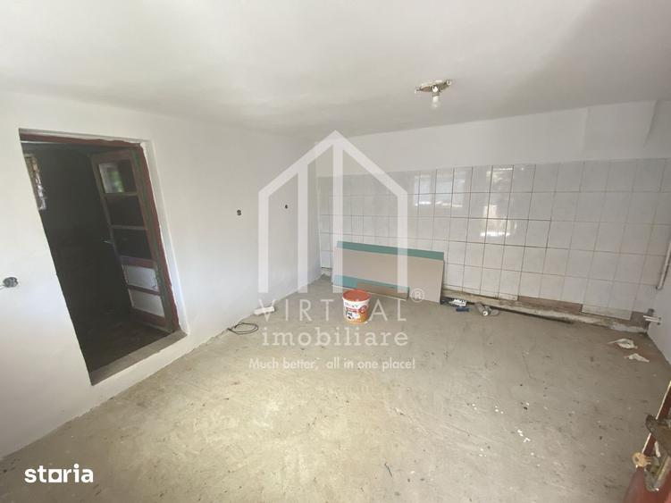 Casă cu 3 camere cu Teren 570 Mp în Slimnic