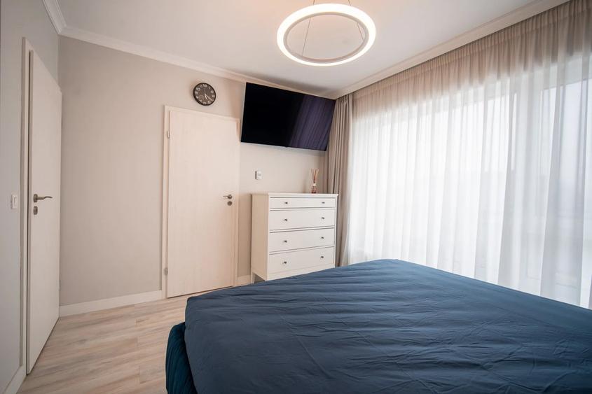 Casă individuală cu 4 camere cu Teren 100 Mp în Tunari