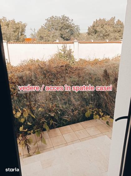 Casă cu 4 camere cu Teren 550 Mp în Călinești