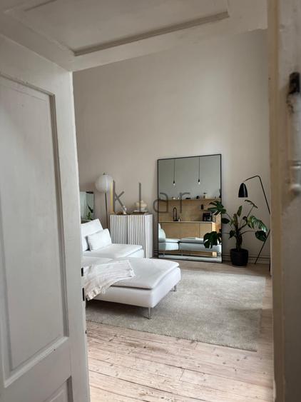 Apartament cu 2 camere semidecomandat, mobilat în Central