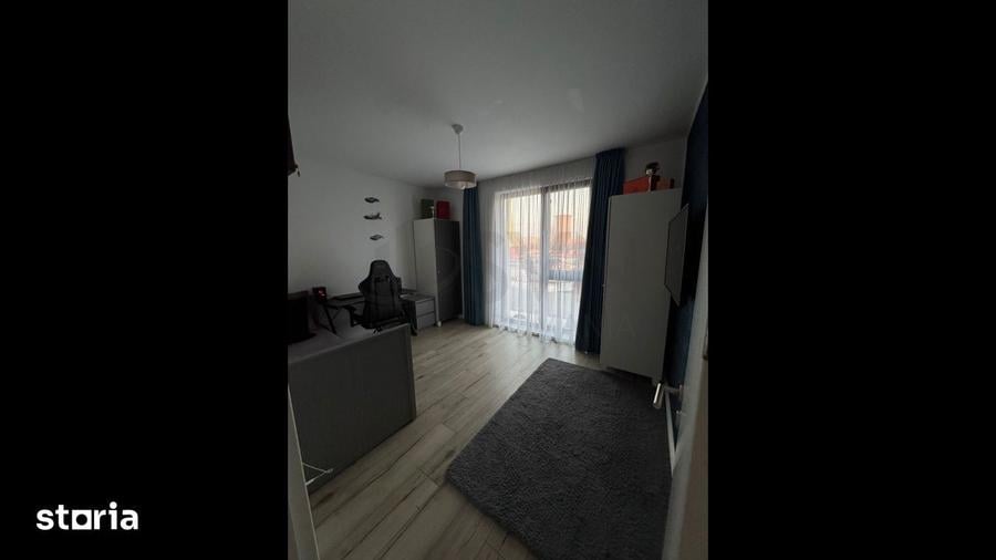 Casă cu 5 camere cu Teren 296 Mp în Progresul