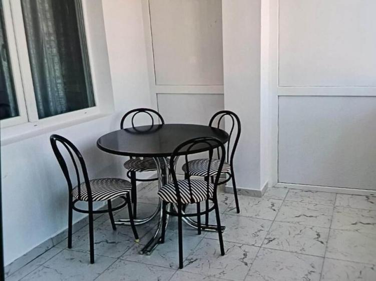 Apartament cu 3 camere în Pantelimon