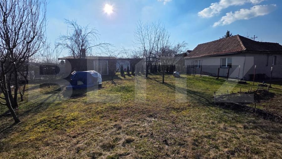 Casă individuală cu 3 camere cu Canalizare în Central