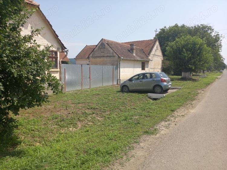Casă cu 3 camere cu Teren 4000 Mp în Chelmac