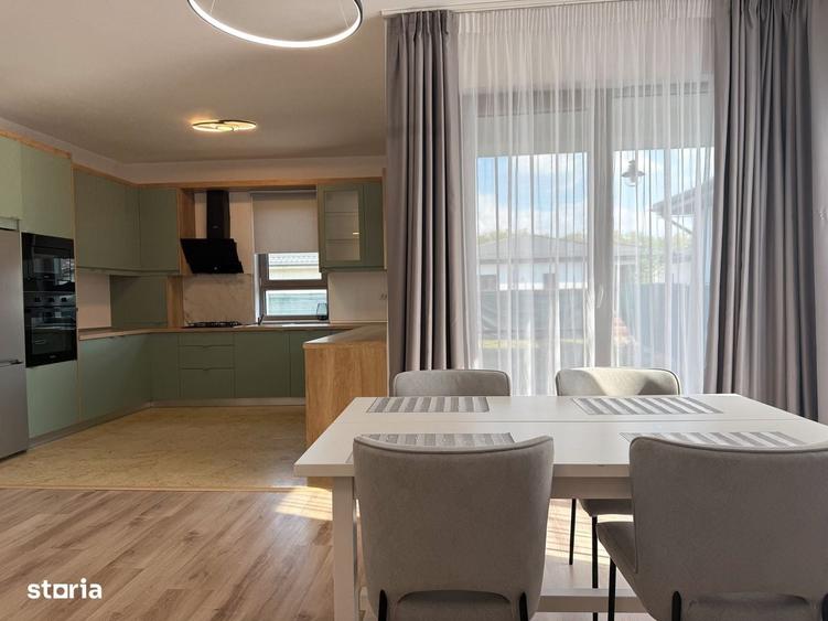 Casă cu 4 camere în Corbeanca
