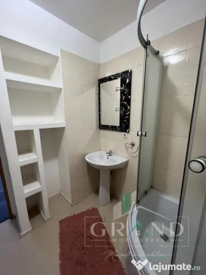 Apartament cu 2 camere semidecomandat în Iris