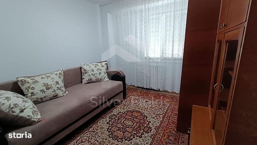 Apartament cu 3 camere, mobilat în Complex Studențesc