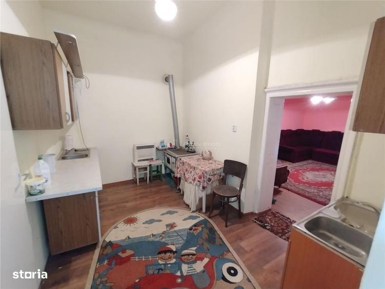 Apartament cu 2 camere semidecomandat în Agadici