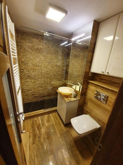 Apartament cu 2 camere decomandat în Zamfirescu