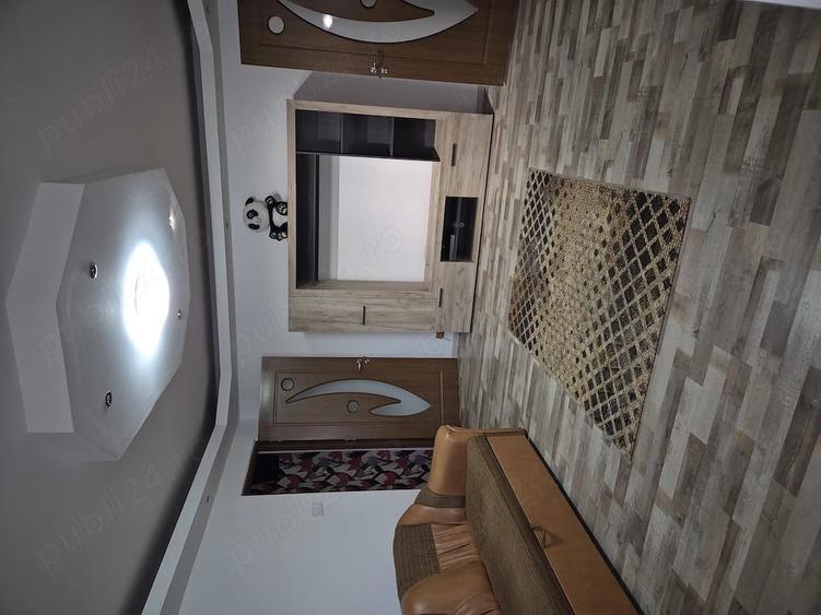 Apartament cu 2 camere semidecomandat în Broșteni