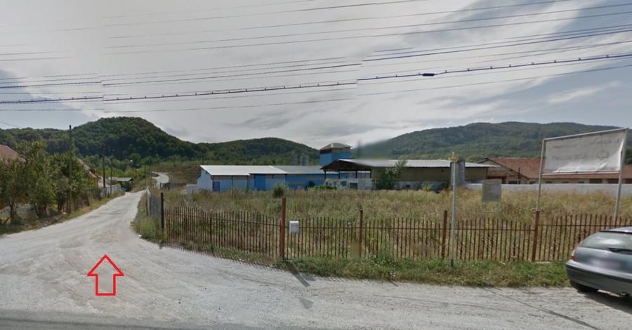Casă cu 4 camere cu Teren 1300 Mp în Vlădesti