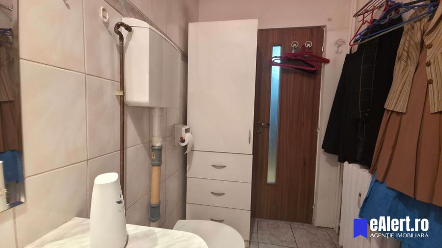 Garsonieră decomandată în Colentina
