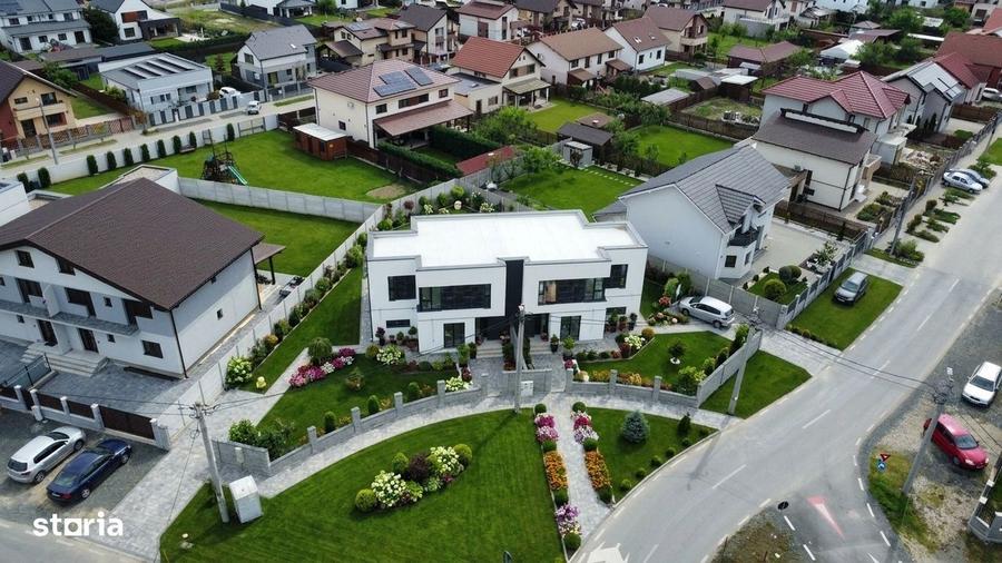 Casă cu 4 camere în Ciupercenii Noi