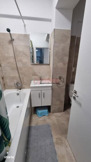 Apartament cu 3 camere în Metalurgiei