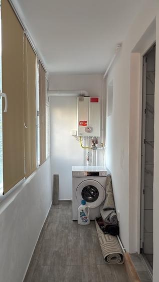 Apartament cu 3 camere decomandat în Drumul Carului