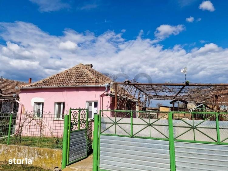 Casă cu 1 camere cu Teren 2676 Mp în Șimian