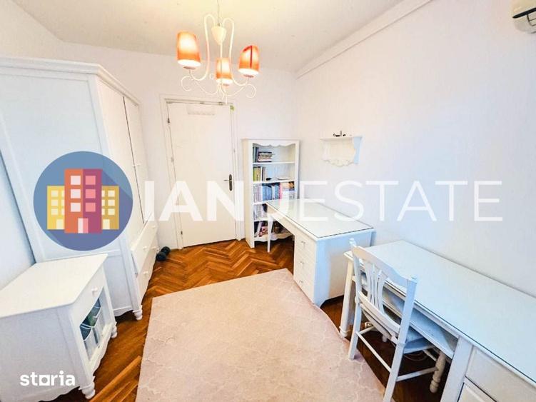 Apartament cu 3 camere decomandat în Titan