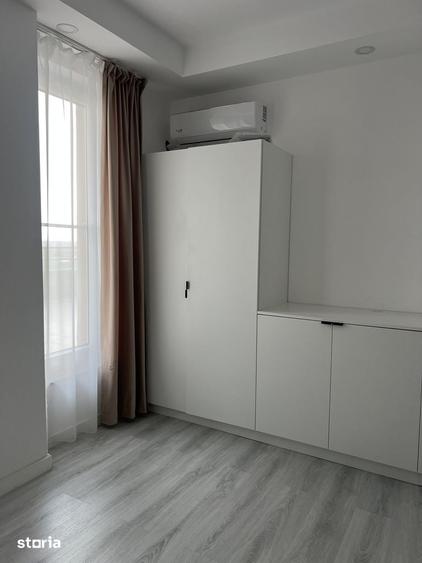 Apartament cu 4 camere în Pipera