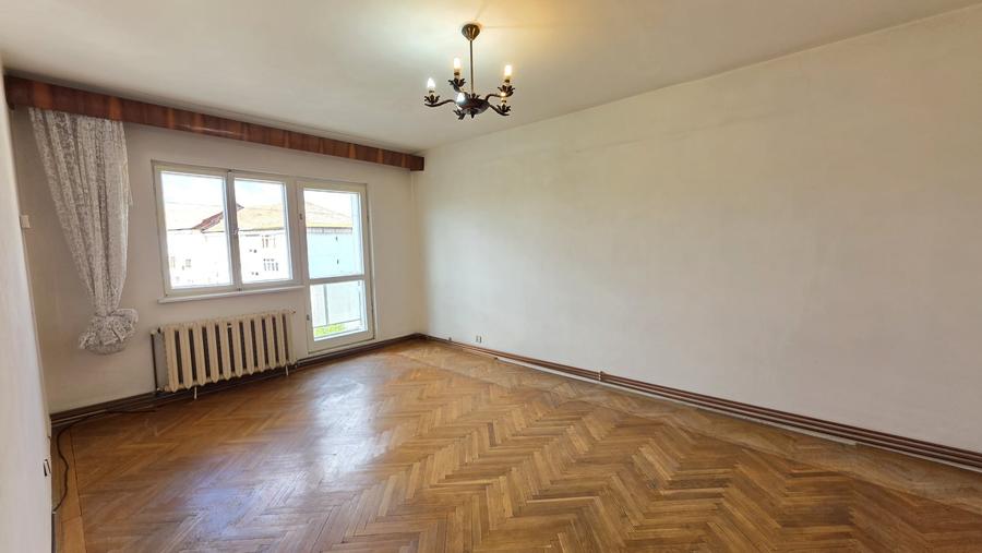 Apartament cu 3 camere 2 bai 2 balcoane si pivnita de vanzare in Strand - 1