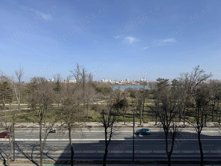 Apartament cu 2 camere decomandat în City Park Mall